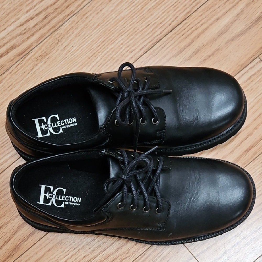 EC COLLECTION Men's Classic Black Oxfords. Waterproof. Wide Width. Never Worn